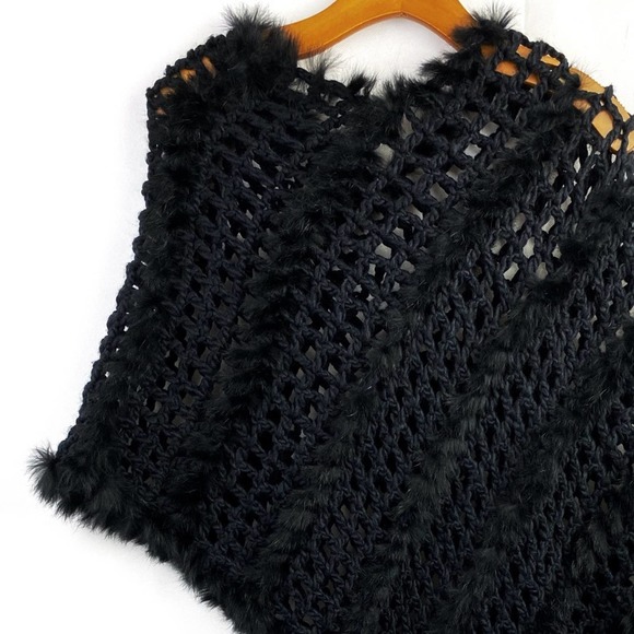 éva éva | NWT Black Knitted Rabbit Fur Poncho - Picture 12 of 12